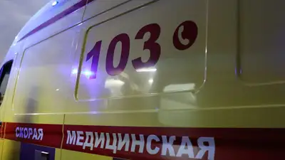 Пятилетняя девочка выпала из окна многоэтажки в Павлодарской области , фото - Новости Zakon.kz от 29.04.2023 03:33