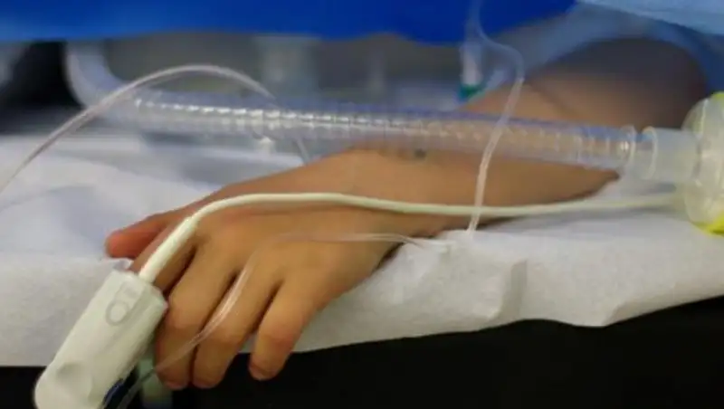 Частично разговаривает. Мальчика с ВОАД перевели в Детскую ГКБ