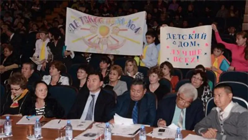 В Акмолинской области состоялась выставка в поддержку лиц с ограниченными возможностями