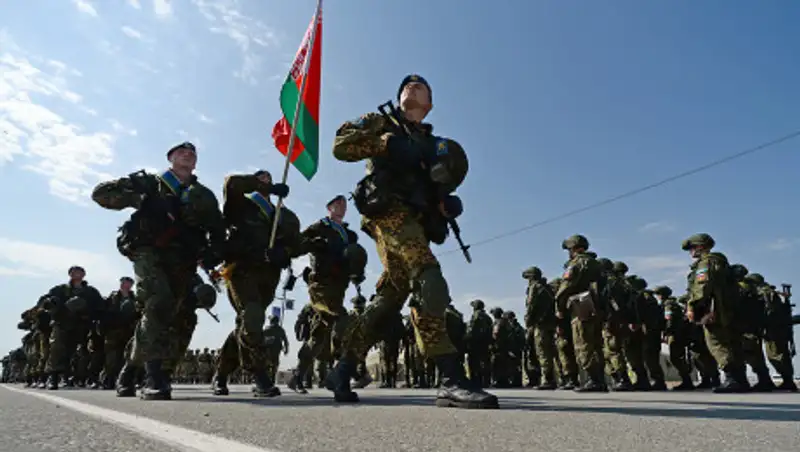 Беларусь проведет военные учения у границ Польши и Литвы