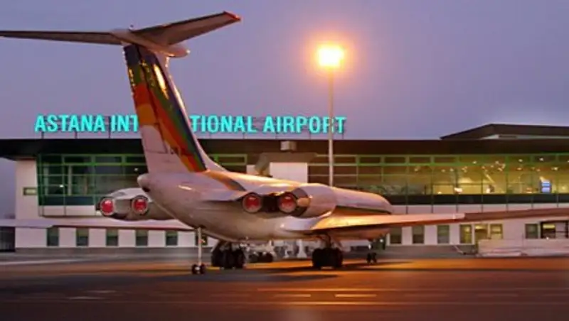 Пьяный гражданин России устроил "бунт" на самолете Астана - Алматы