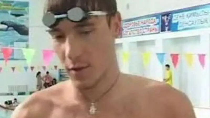 Казахстанский пловец Александр Тарабрин стал пятым на стометровке на спине на Азиаде