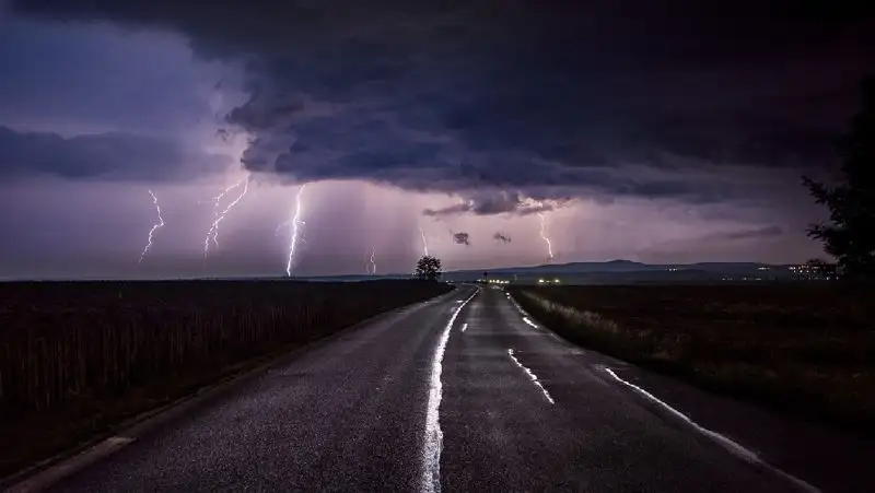 Дожди с грозами ожидаются в Казахстане в выходные