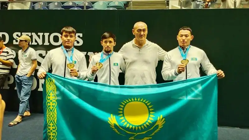 Борьба на поясах Казахстан 2 место, фото - Новости Zakon.kz от 17.07.2023 14:23