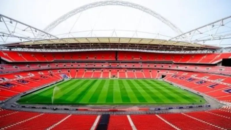 Стадион «Уэмбли» готов принять бой Головкин — Альварес