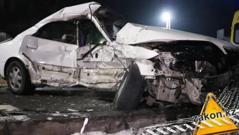 ДТП в Алматы: пятеро пострадали, один скончался