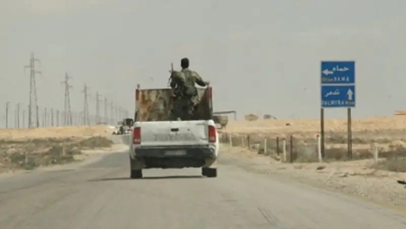 Близ Пальмиры обнаружили один из крупнейших складов боеприпасов ИГ