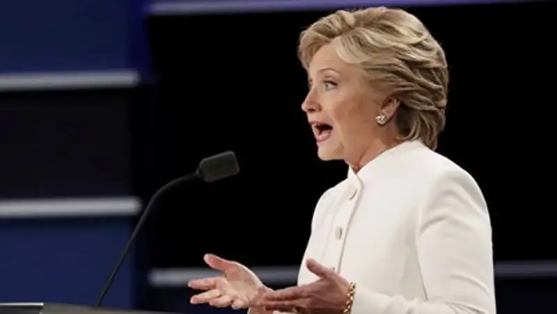 Wikileaks: Клинтон предлагали выставить Трампа как "угрозу для страны"