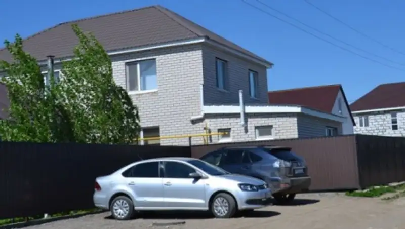 В Актобе вооруженная банда напала на семью из пяти человек