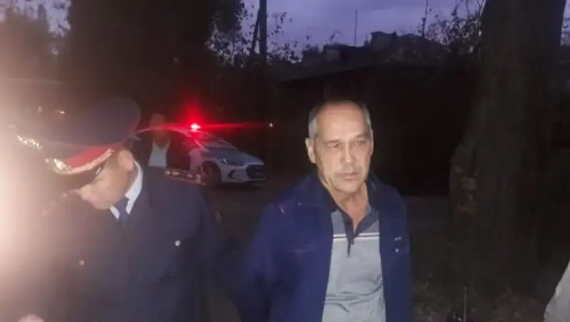 Полиция Алматы задержала узбекистанца, укравшего телефон