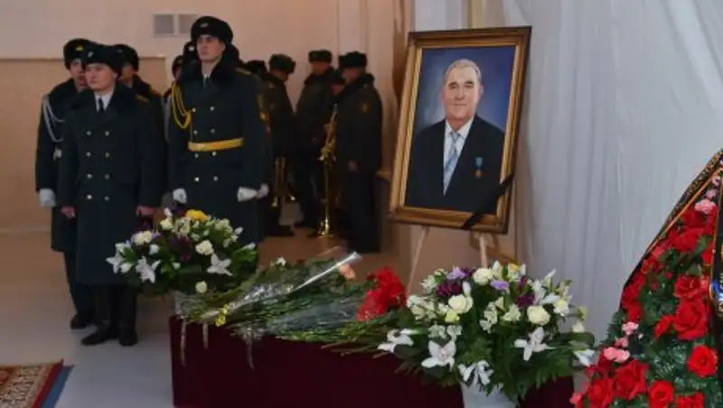 В северном Казахстане простились с Геннадием Зенченко