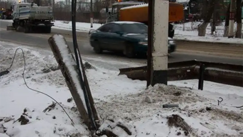 В Уральске пьяный сотрудник финполиции избил универсального полицейского