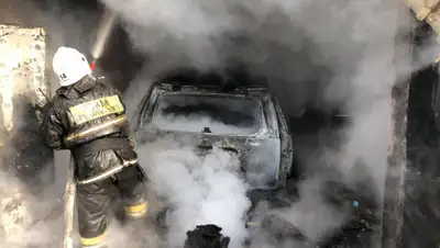 пресс-служба ДЧС Алматы, фото - Новости Zakon.kz от 22.11.2019 13:22