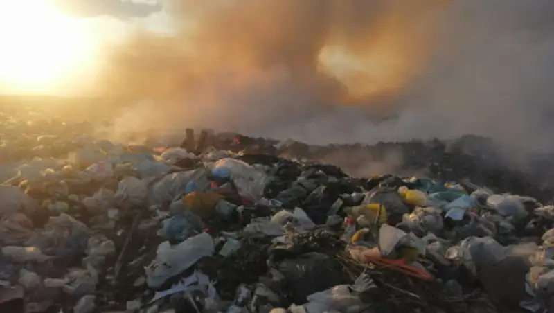 Алматы обрастает свалками - экологи требуют ужесточить закон