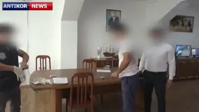 кадр из видео, фото - Новости Zakon.kz от 17.07.2020 16:30