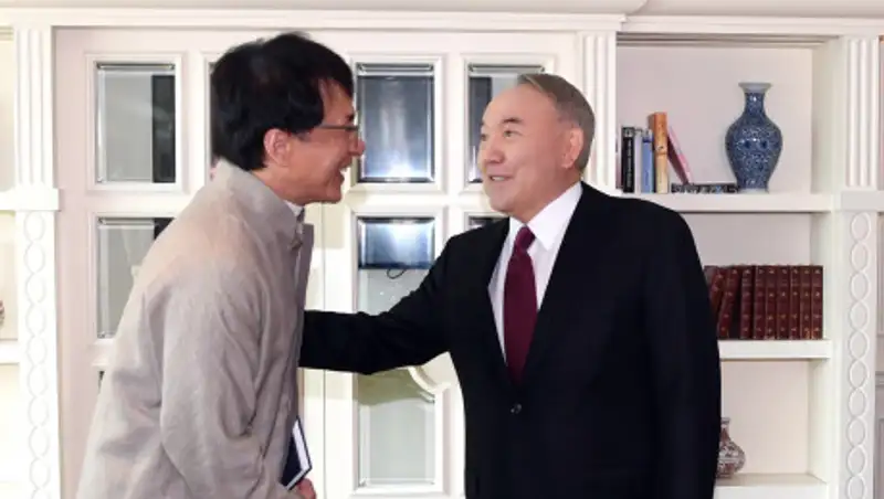 Назарбаев встретился с Джеки Чаном