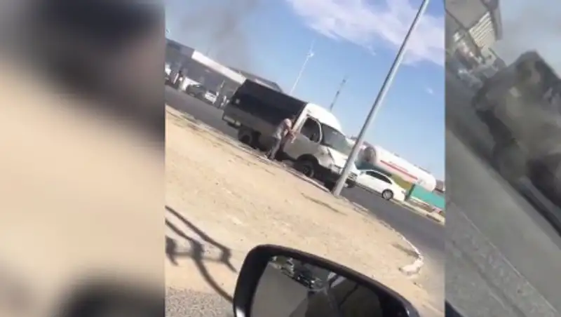 Водитель руками остановил горящую "ГАЗель" в Актау