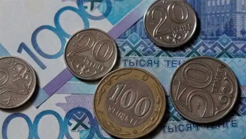 На повышение зарплат госслужащим в Казахстане выделят 94 млрд тенге