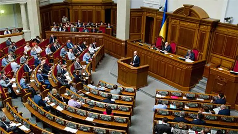 Украинцы выберут Раду на ближайшие пять лет