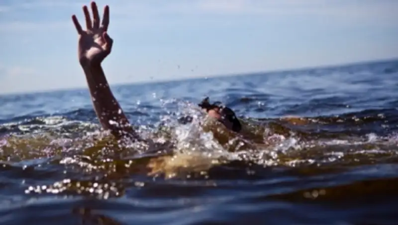 В Актау в море утонул молодой мужчина