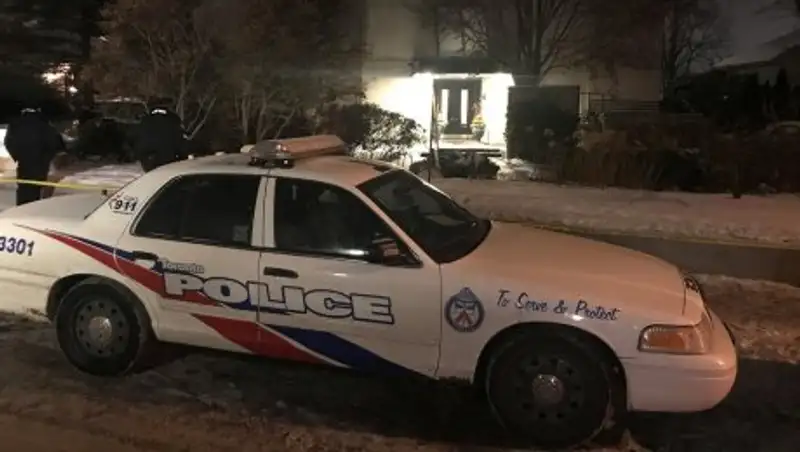 Канадский миллиардер и его жена найдены мёртвыми в своем доме