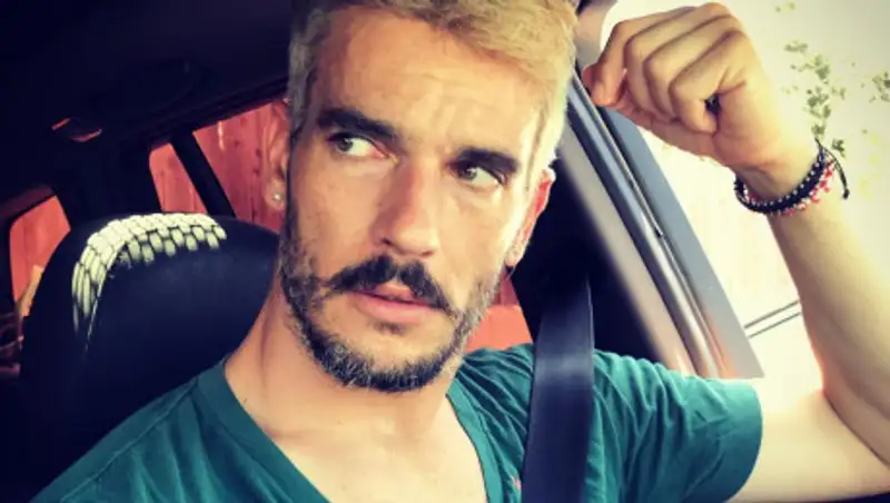 Кэти Перри обвинили в сексуальных домогательствах