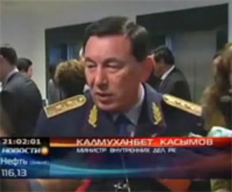 Калмуханбет Касымов, министр внутренних дел РК, фото - Новости Zakon.kz от 05.09.2012 15:33