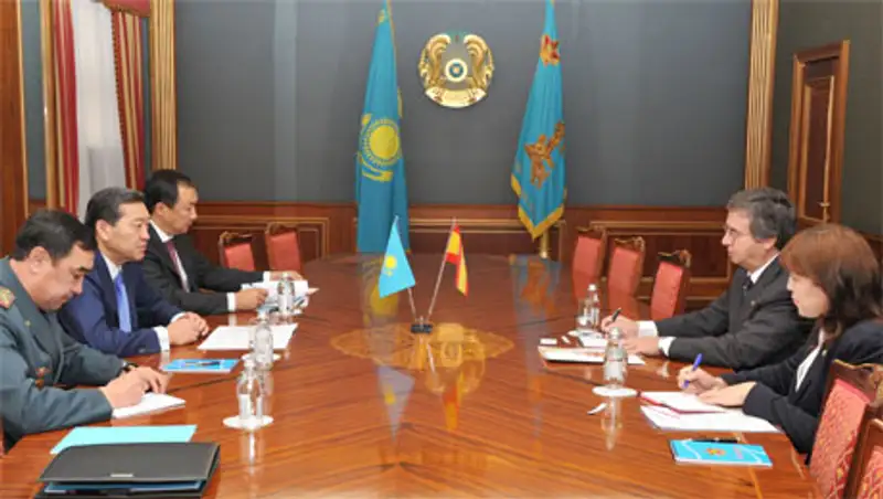 Казахстан и Испания налаживают отношения в военно-технической сфере