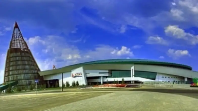 В Астане стартовал чемпионат РК по конькобежному многоборью 