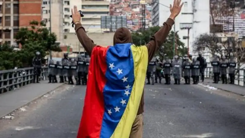 Попытка госпереворота в Венесуэле. Какие страны поддержали Мадуро