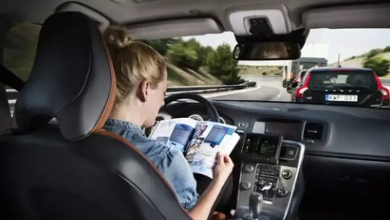 Volvo: Жители Нью-Йорка и Калифорнии готовы к робокарам
