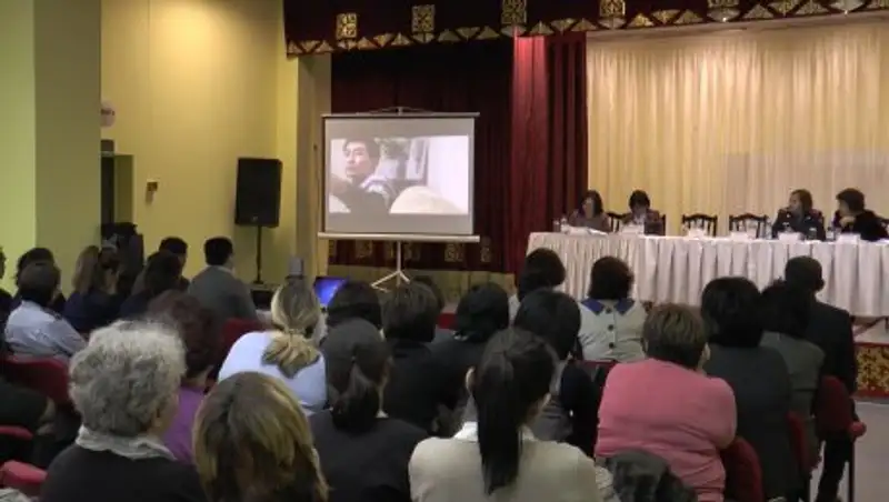 В школах Алматы начнут тестировать детей для выявления суицидального настроения