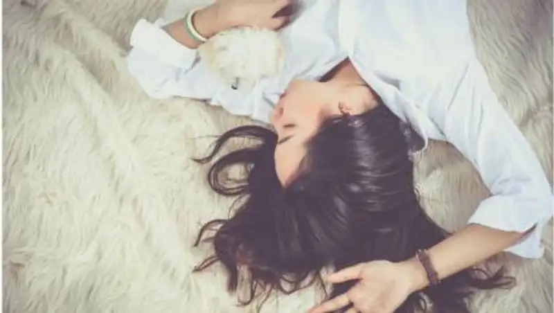 Установлена связь недосыпа и слабоумия