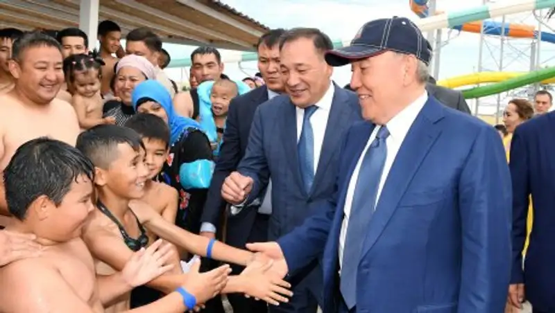 Назарбаев: Актау станет казахстанской Анталией