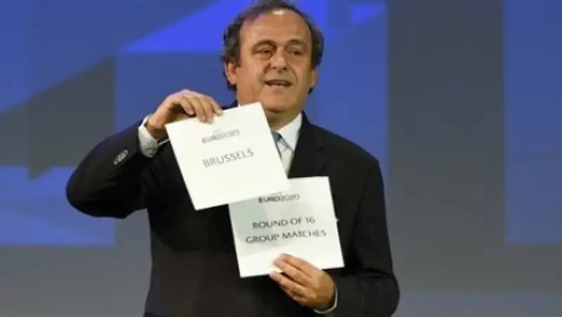 СМИ заподозрили президента УЕФА в коррупции при выборе хозяина ЧМ-2018