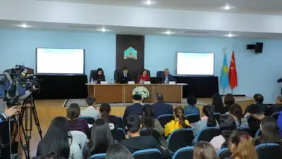 Пресс-служба акима Туркестанской области, фото - Новости Zakon.kz от 15.10.2018 19:47