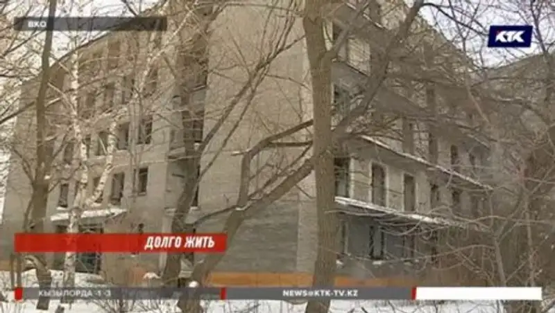 В обветшалом общежитии Риддера живет всего одна семья