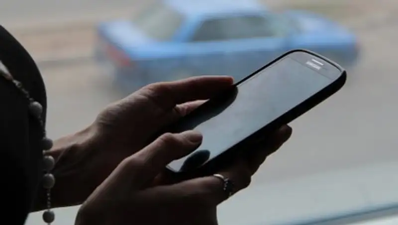 В России говорившая по заряжающемуся телефону девочка погибла от удара током