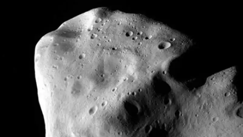 К Земле приближается крупнейший со времени наблюдений астероид