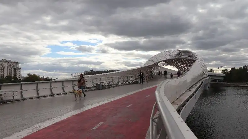 Казахстан столица набережная мост, фото - Новости Zakon.kz от 29.08.2022 11:00