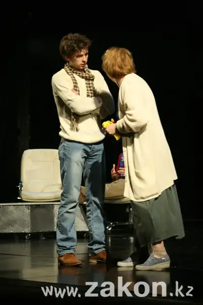 Сегодня в театре им. М.Ю. Лермонтова состоится премьера спектакля «Отель двух миров» (фото) Сегодня в театре им. М.Ю. Лермонтова состоится премьера спектакля «Отель двух миров» (фото), фото - Новости Zakon.kz от 17.02.2012 18:15