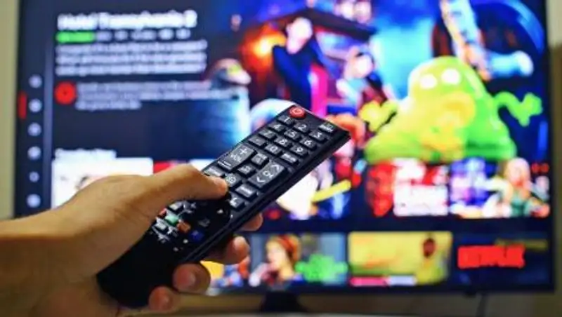 Как смотреть фильмы онлайн прямо на телевизоре