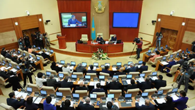 Мажилисмены внесли 125 поправок в законопроект о передаче функций упраздненной финполиции