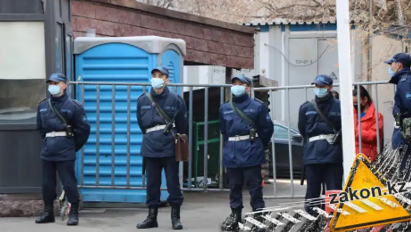 Суд не принял иск против карантина в Алматы