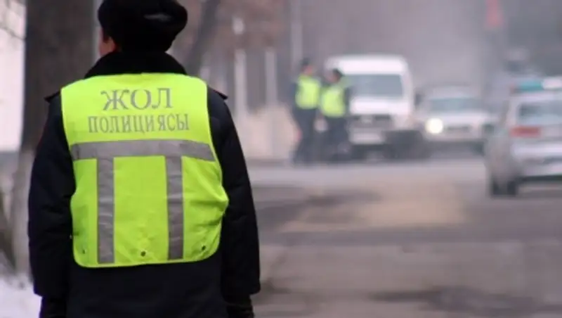 МВД РК: Полицейским категорически запрещены остановки транспортного средства без причины
