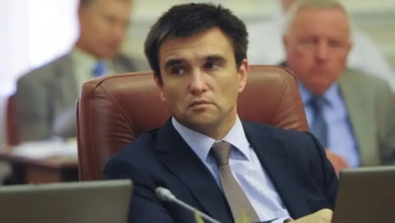 Глава МИД Украины обвинил Россию в подготовке боевиков ИГ