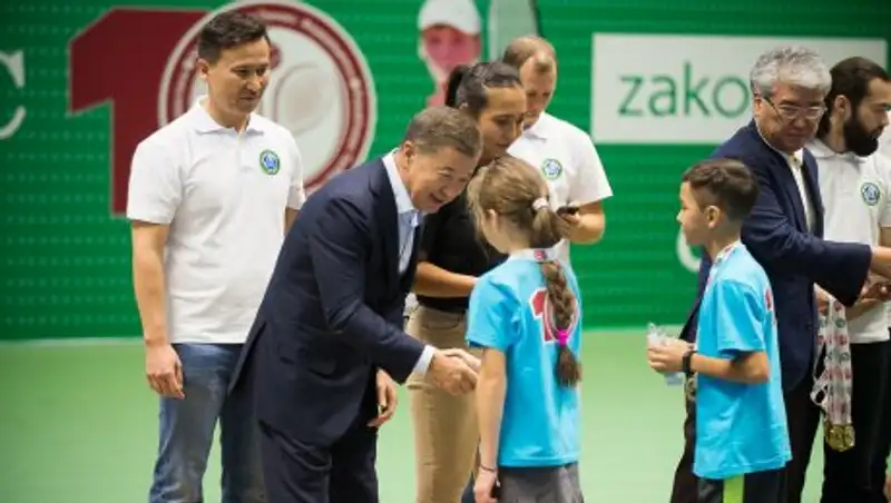 В Астане прошел юбилейный теннисный турнир для детей «Балам подрос»