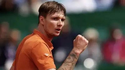 Теннис Мадрид Вылет, фото - Новости Zakon.kz от 29.04.2023 09:04