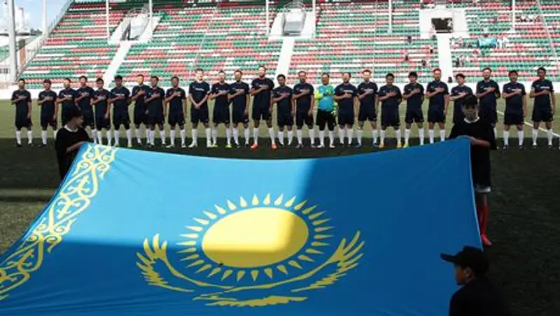 Сборная Казахстана по футболу проиграла Германии на ЧМ среди артистов