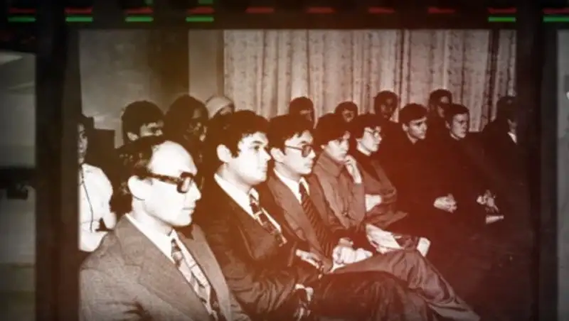 В Сеть выложили редкие фотографии Токаева